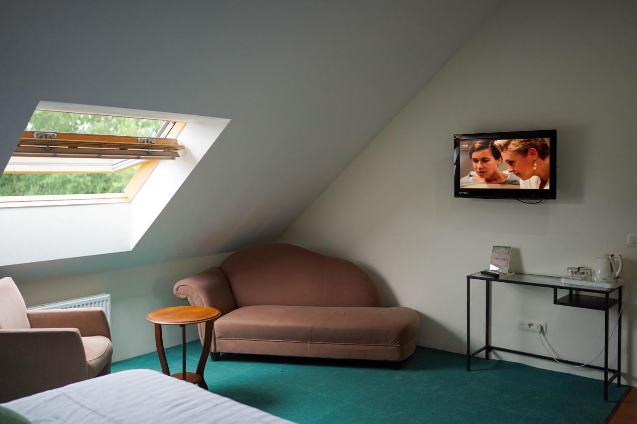 Hotel Prins Van Oranje 디에스트 외부 사진